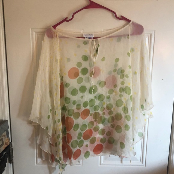 A pea in the pod Women’s Small Maternity top in cream and green sheer - Picture 3 of 6
